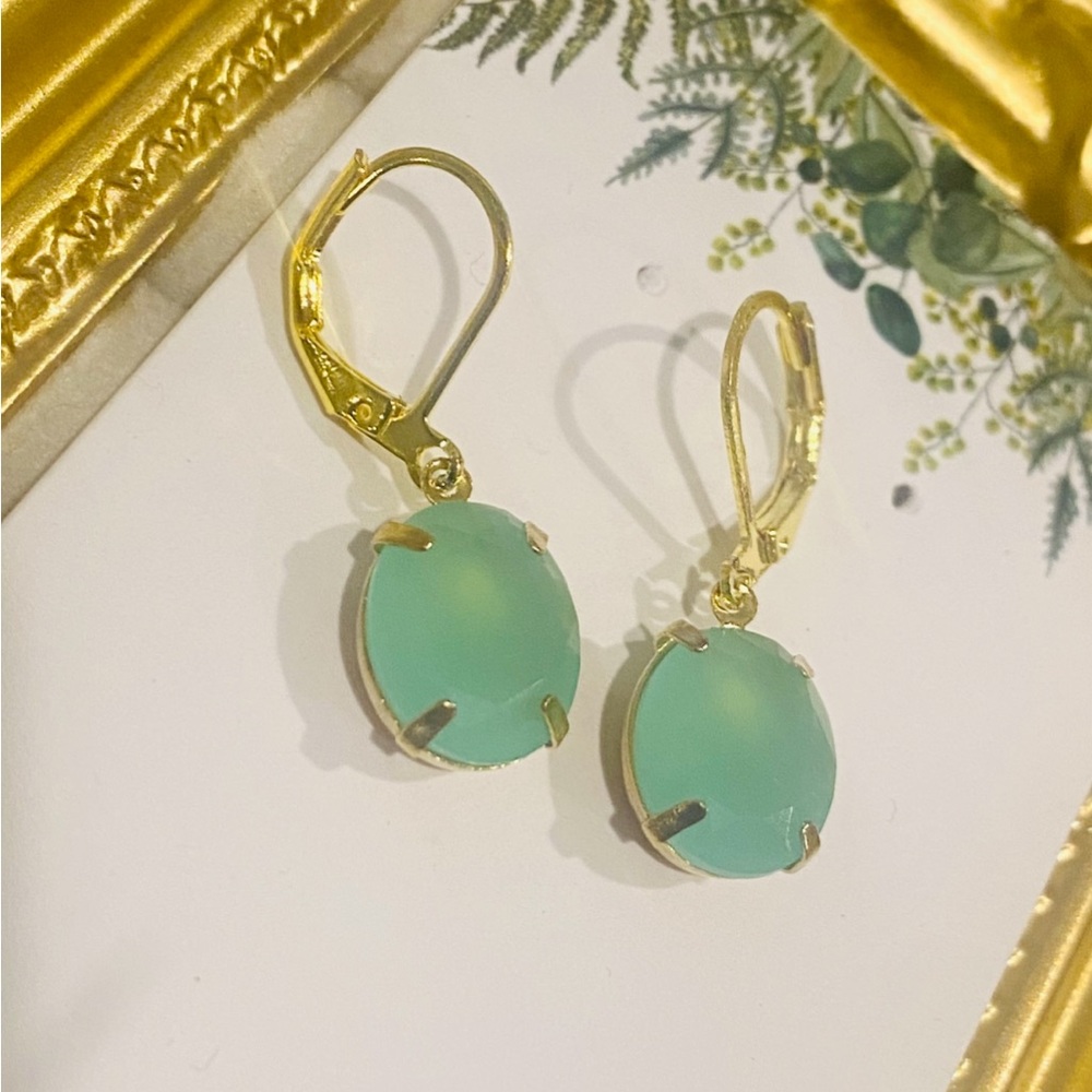 Chalcedony oval drop earrings